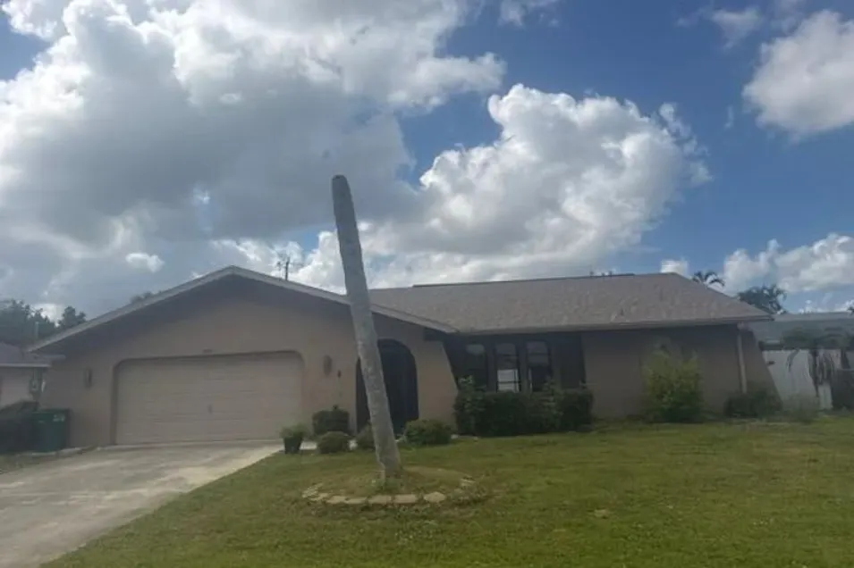 206 SW 33rd St Cape Coral, FL 33914, Lee County