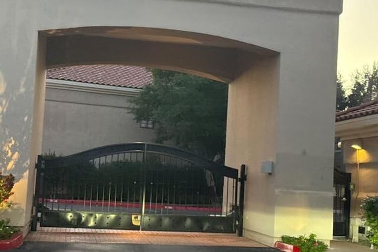 8651 East Royal Palm Road 105 Scottsdale, AZ 85258, Maricopa County