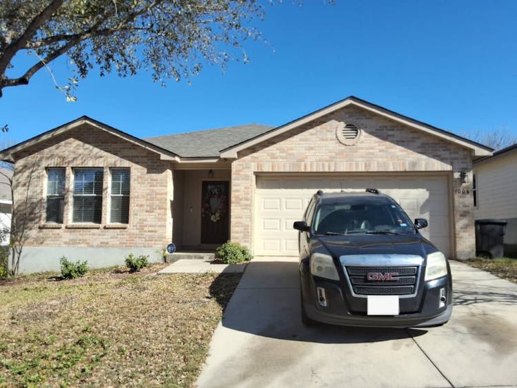 1006 Magnolia Bnd San Antonio, TX 78251, Bexar County