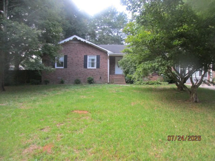 1710 Rosewood Dr