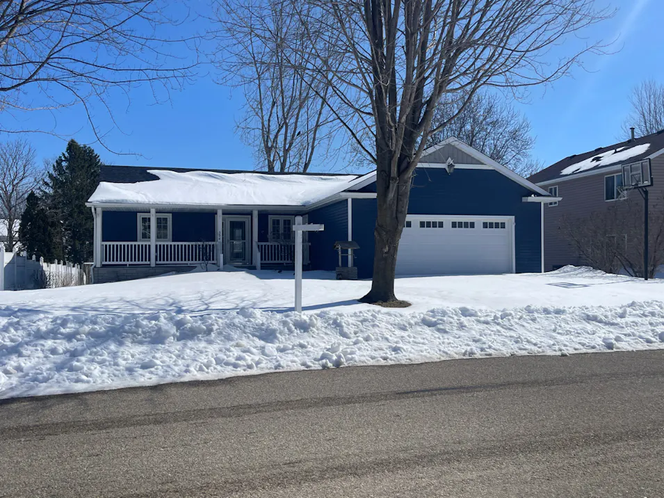 504 13th Ave NW Kasson, MN 55944, Dodge County