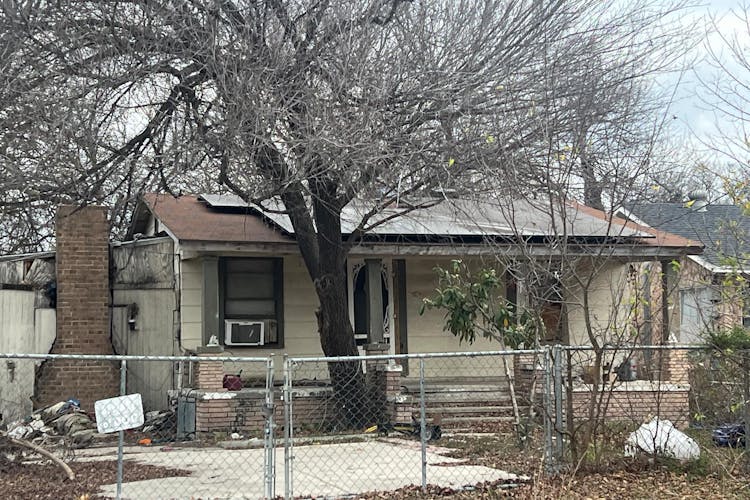 606 Burton Ave San Antonio, TX 78221, Bexar County