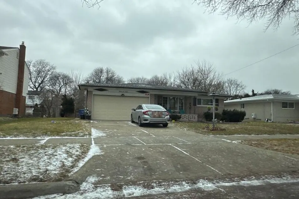 3620 Hughes Dr Warren, MI 48092, Macomb County