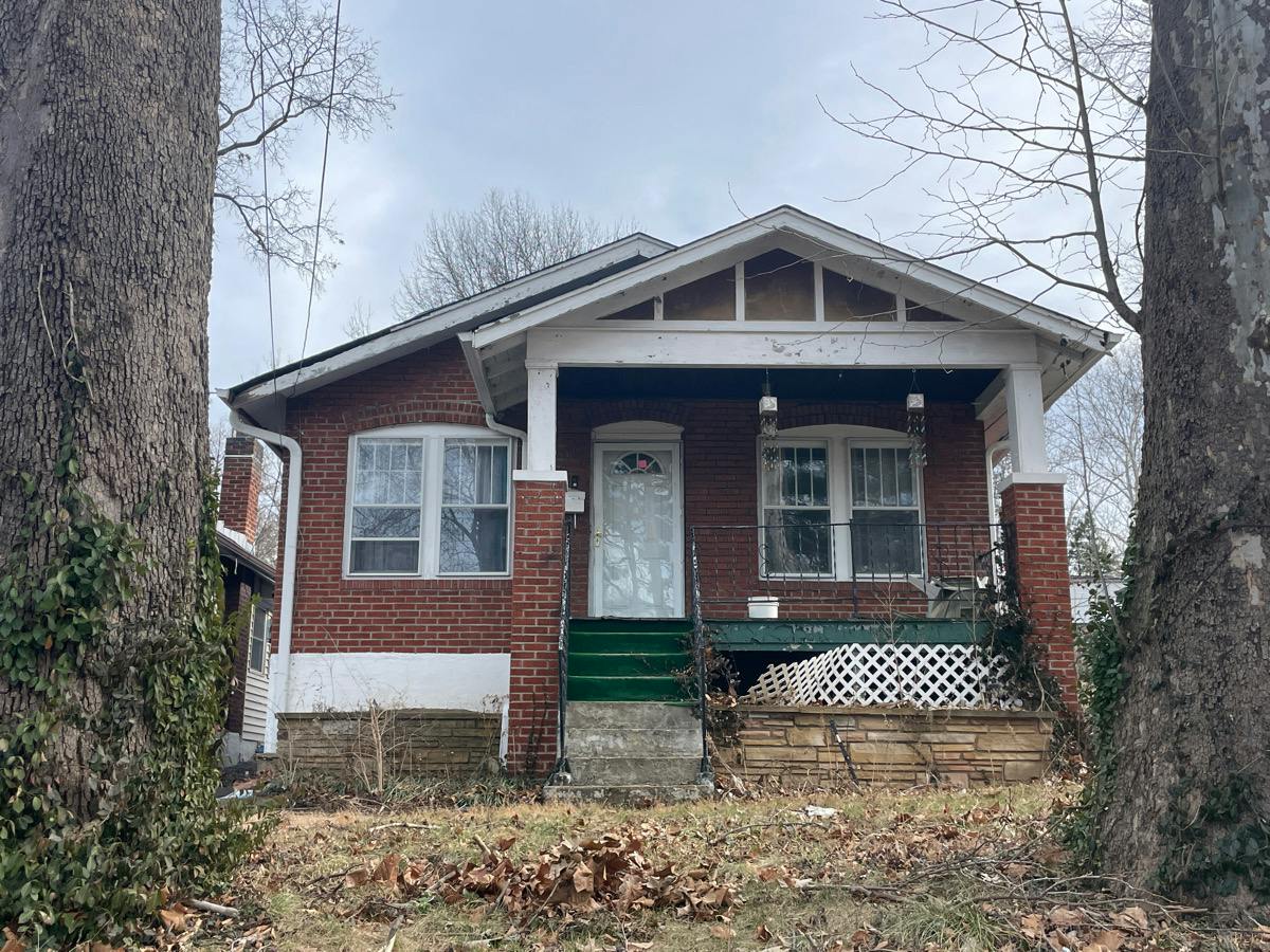 Hartnett Ave, Saint Louis, MO 63135