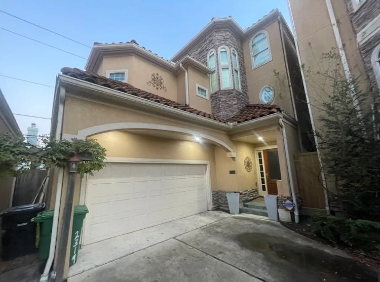 2319 Potomac Dr Houston, TX 77057, Harris County