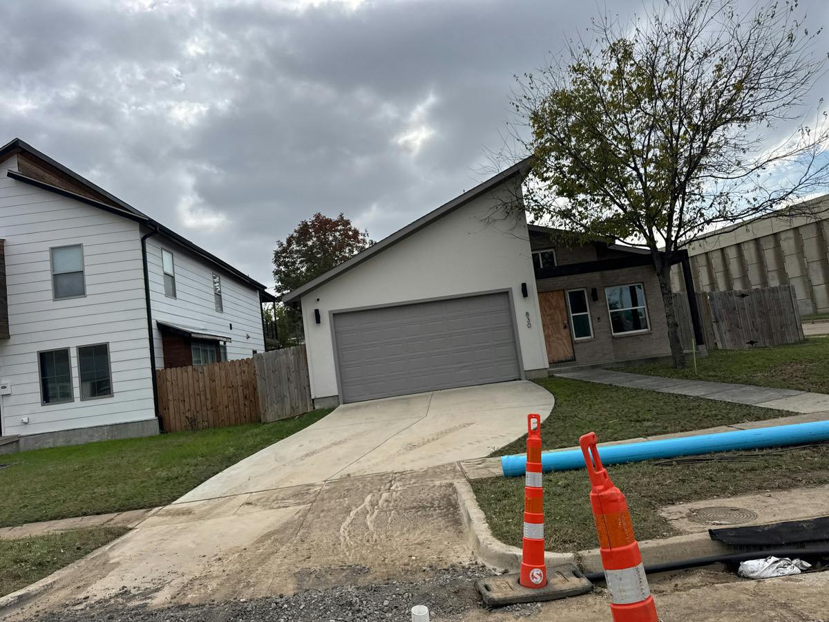 Powell Ave, Fort Worth, TX 76104