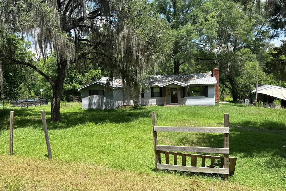 219 Dogwood Drive Elm Grove, LA 71051, Bossier County