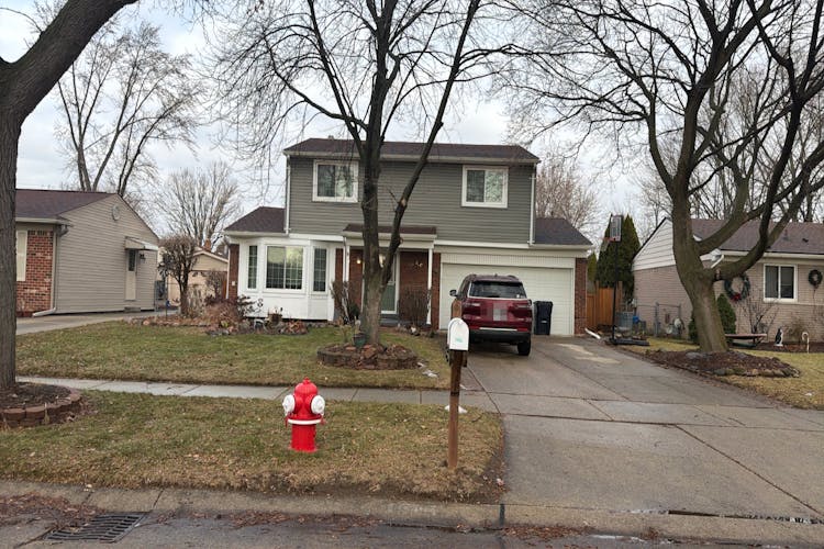 14961 Fordham Dr Sterling Heights, MI 48313, Macomb County