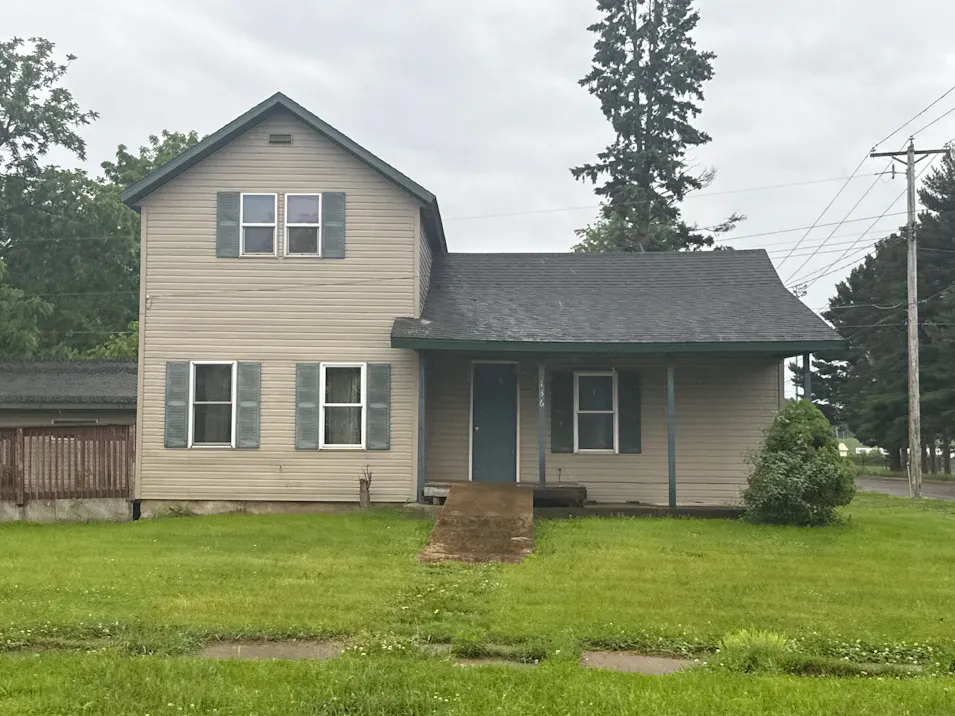136 Colfax St Augusta, WI 54722, Eau Claire County