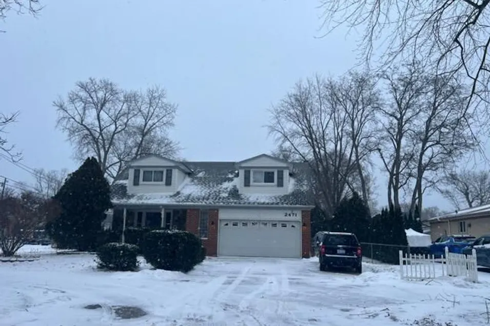 2471 Lakena Rd West Bloomfield, MI 48324, Oakland County