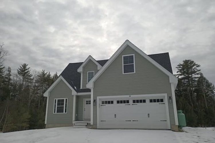 45 Freedom Drive Rochester, NH 03867, Strafford County