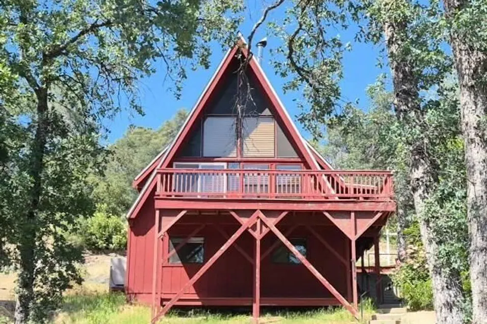 17418 Carlozzi Dr Soulsbyville, CA 95372, Tuolumne County