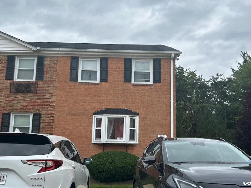 5177 Clacton Ave