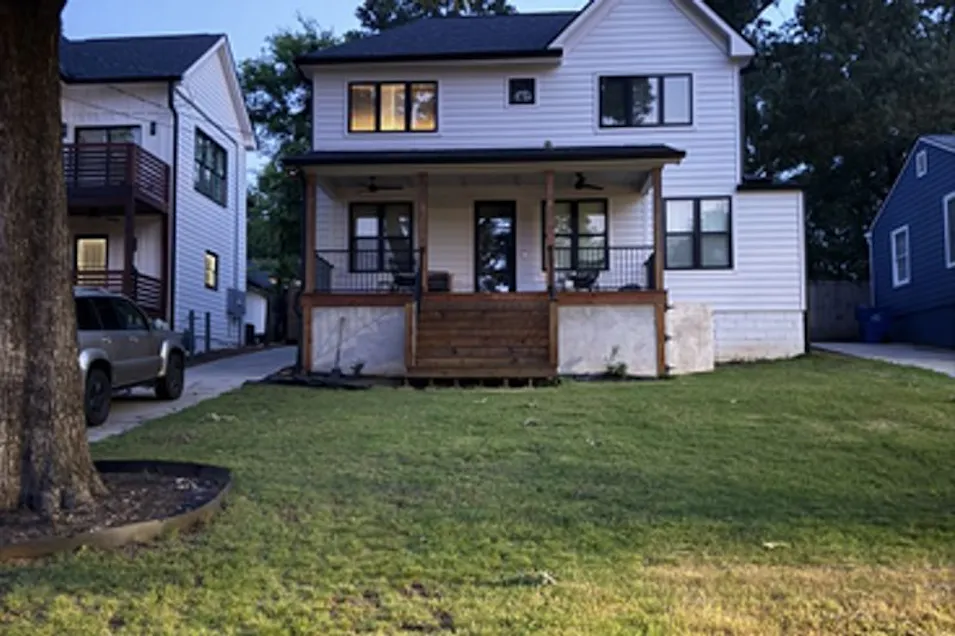 1888 Francis Ave NW Atlanta, GA 30318, Fulton County