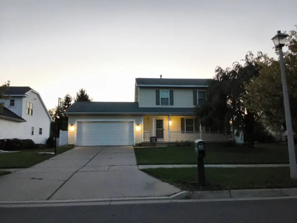 14612 Hardtke Dr Lansing, MI 48906, Clinton County