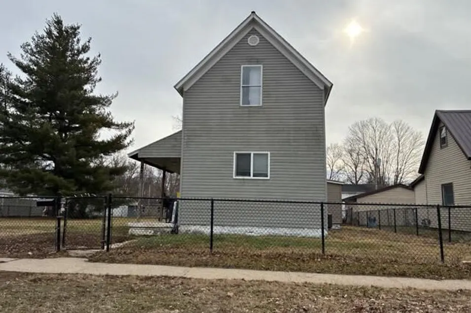 571 East 3rd Street Peru, IN 46970, Miami County