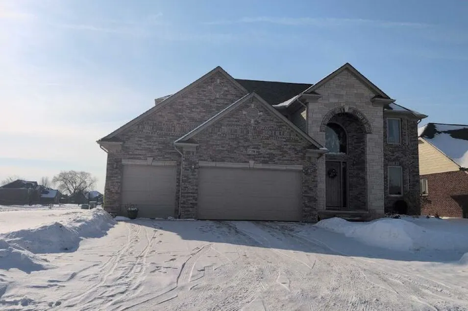 17198 Chianti Drive Macomb, MI 48042, Macomb County