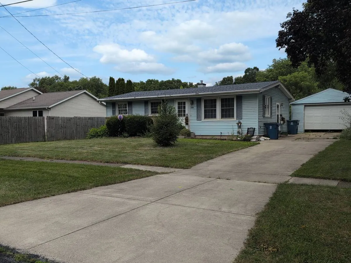 Ottawa Ave, Kalamazoo, MI 49006 #1