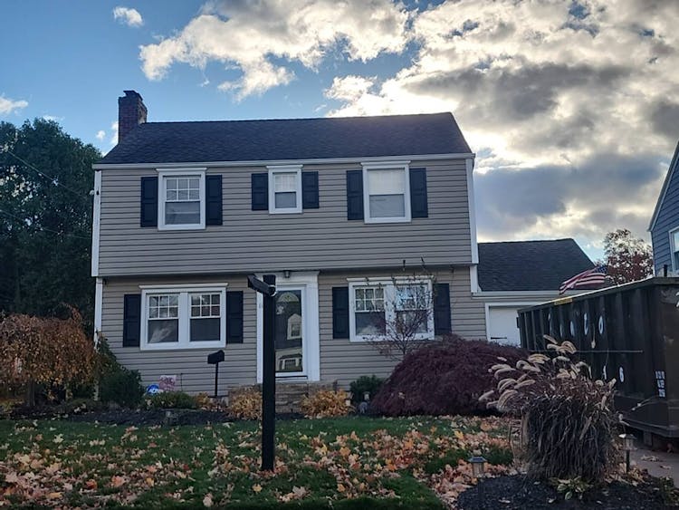 11 Greendale Rd Clifton, NJ 07013, Passaic County