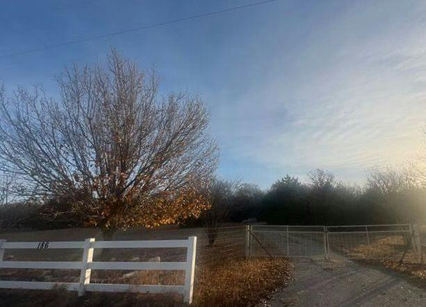 County Road 225 , Valley View, TX 76272