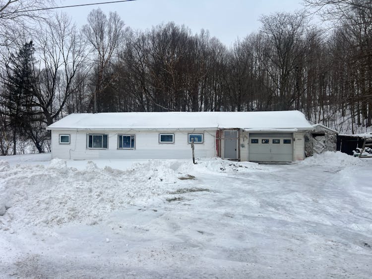 4449 State Route 26 Eaton, NY 13334, Madison County