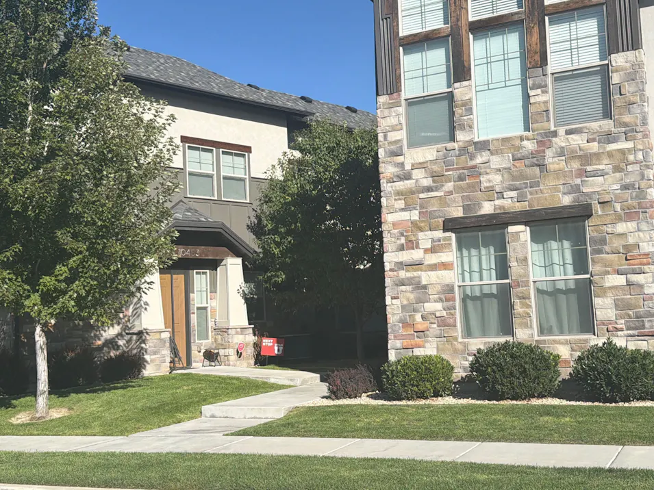 10453 S Beetdigger Blvd Sandy, UT 84070, Salt Lake County