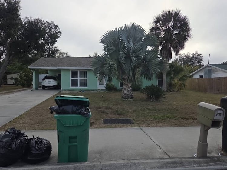 1506 Beacon Dr Port Charlotte, FL 33952, Charlotte County