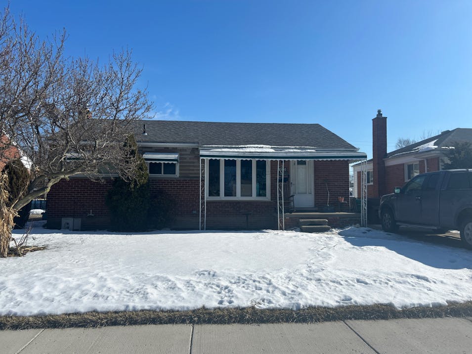 1000 Belton St Garden City, MI 48135, Wayne County