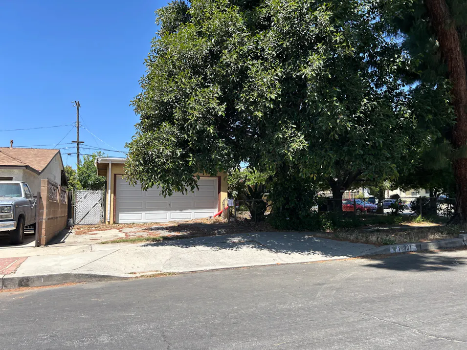 14901 Oswald Street Los Angeles, CA 91342, Los Angeles County