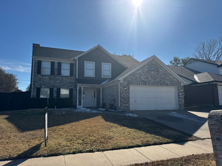 2322 Snowdon Dr Arlington, TX 76018, Tarrant County