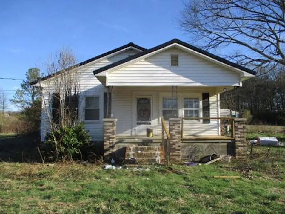 2700 Mudd St Lincoln, AL 35096, Talladega County