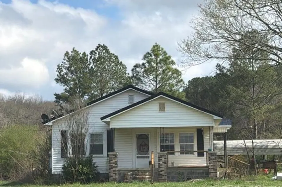 2700 Mudd St Lincoln, AL 35096, Talladega County