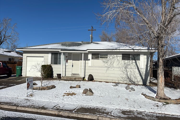 10 Sheridan Way Sparks, NV 89431, Washoe County
