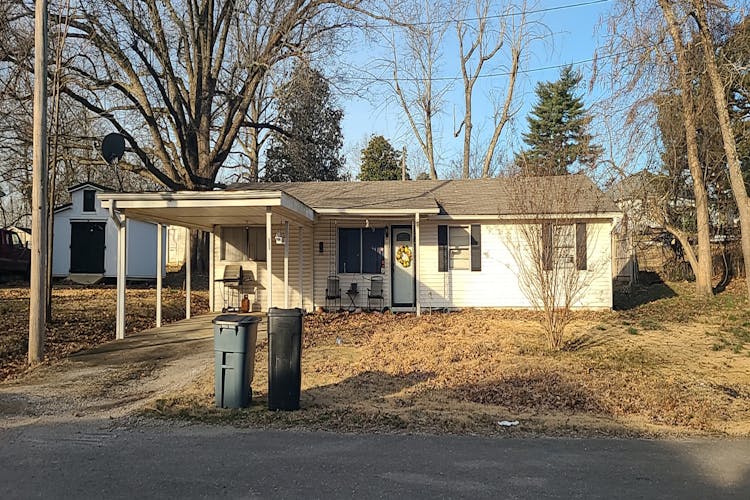 1705 Minola St Poplar Bluff, MO 63901, Butler County