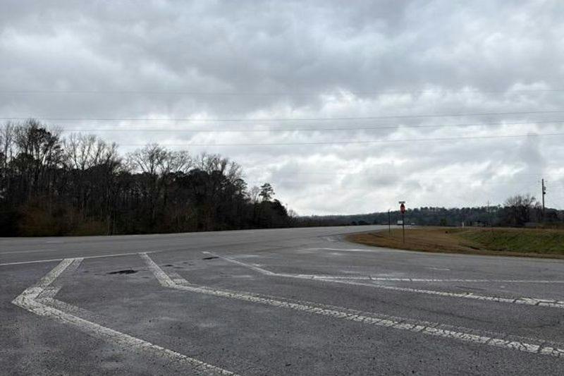 Old Highway 202 , Anniston, AL 36201
