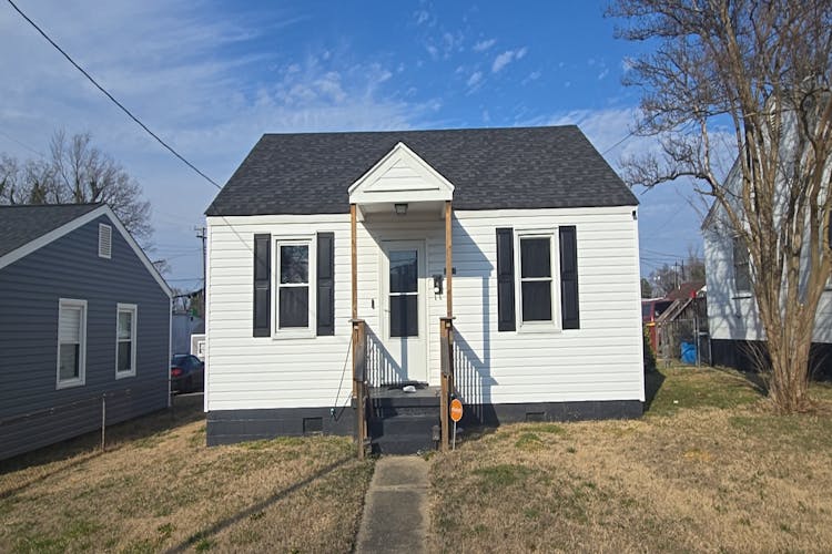 2007 Richmond Ave Petersburg, VA 23803, Petersburg City County