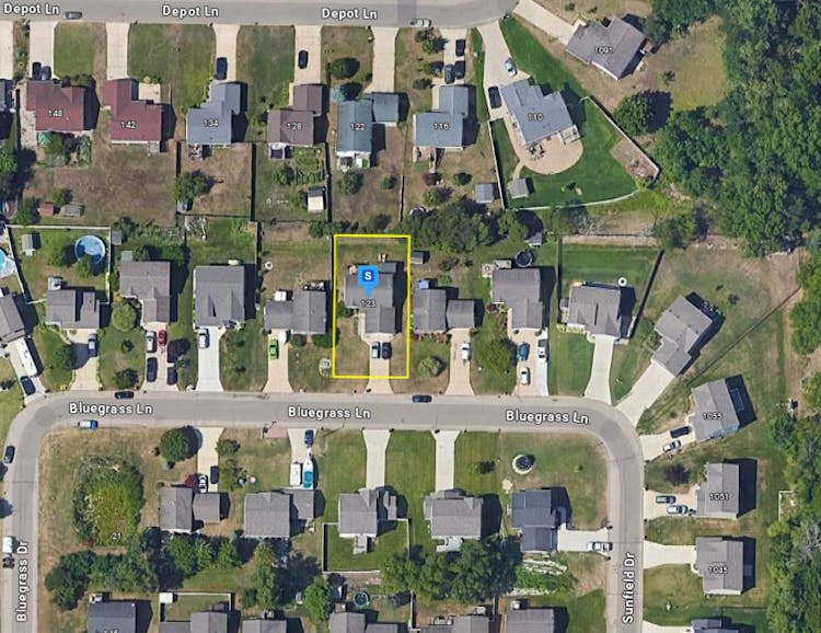 123 Bluegrass Dr Holland, MI 49424, Ottawa County