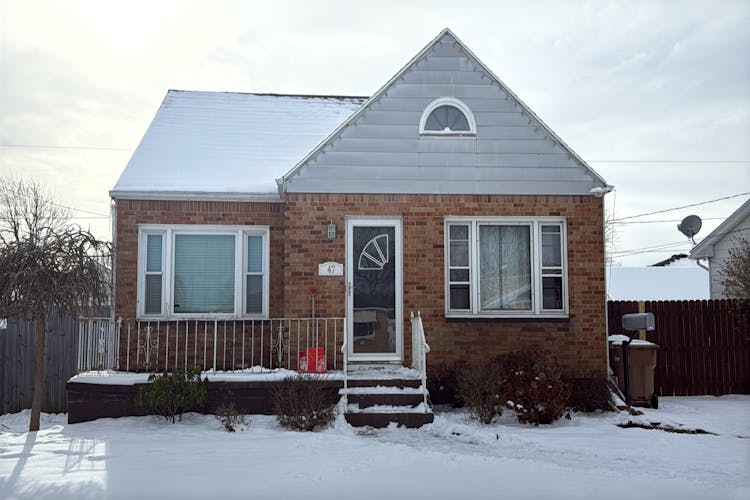 47 Seton Road Cheektowaga Aka Buffalo, NY 14225, Erie County