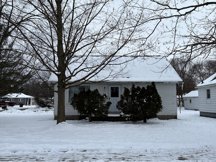 201 N Harris St Mount Pleasant, MI 48858, Isabella County