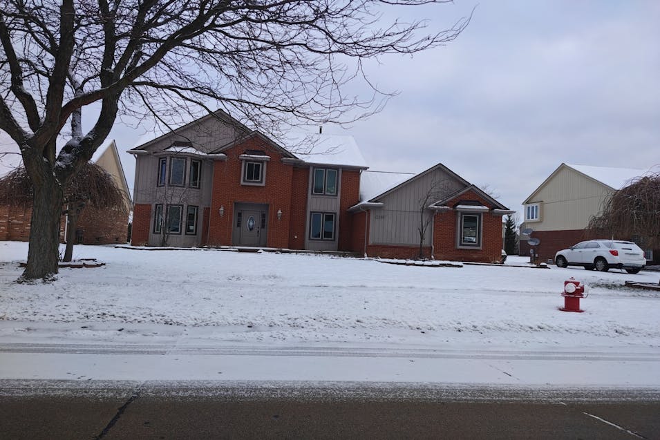 1955 Forestmead Sterling Heights, MI 48314, Macomb County