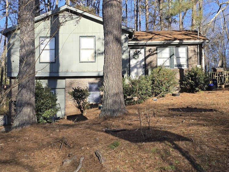 18 E Eli Dr Carrollton, GA 30117, Carroll County