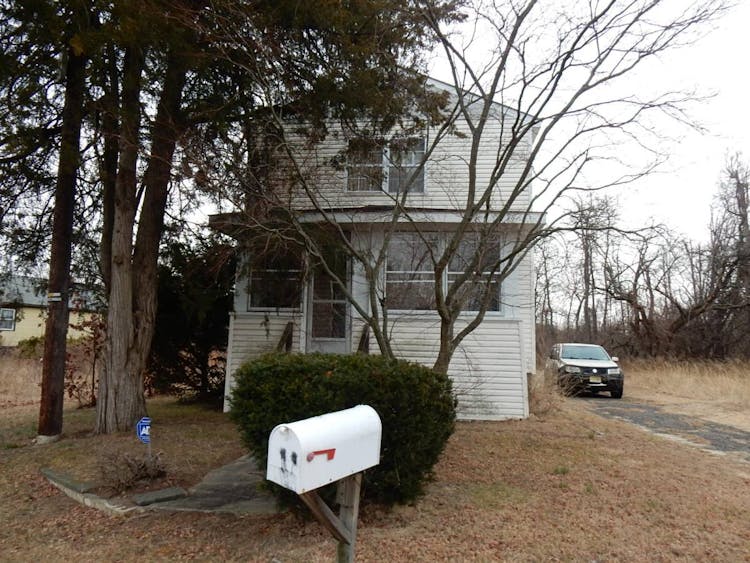 1054 Mail Avenue Deptford, NJ 08096, Gloucester County