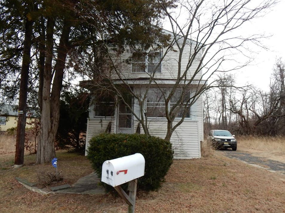 1054 Mail Avenue Deptford, NJ 08096, Gloucester County