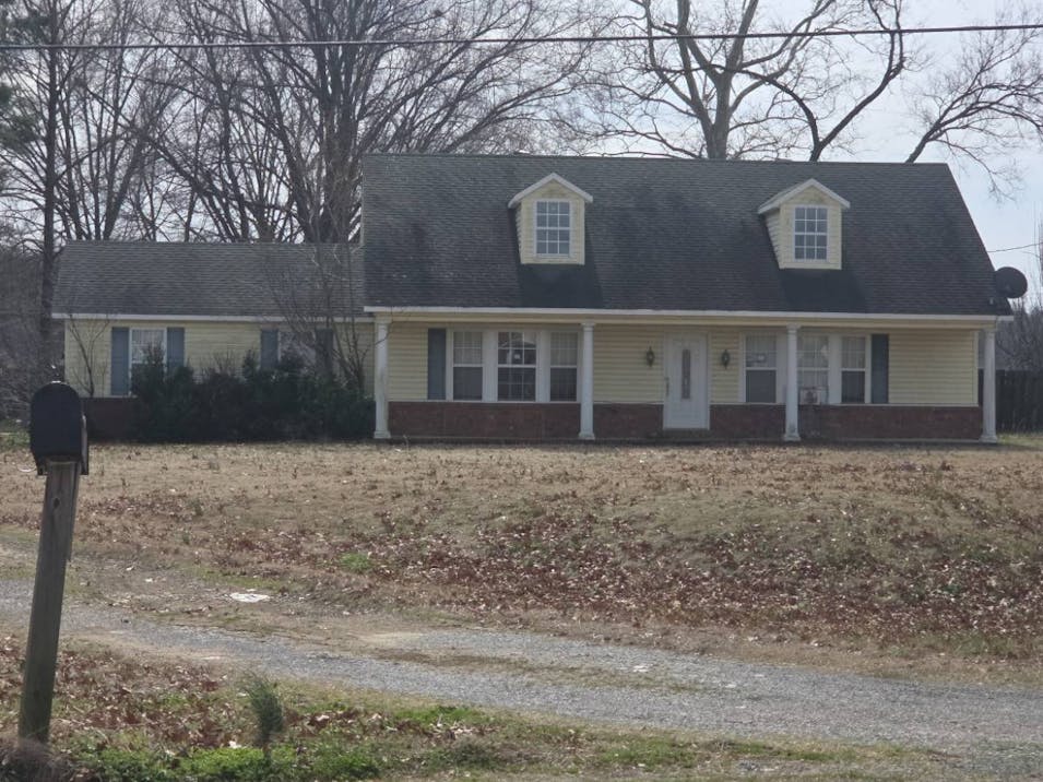 446 Old Military Rd E Colt, AR 72326, St. Francis County