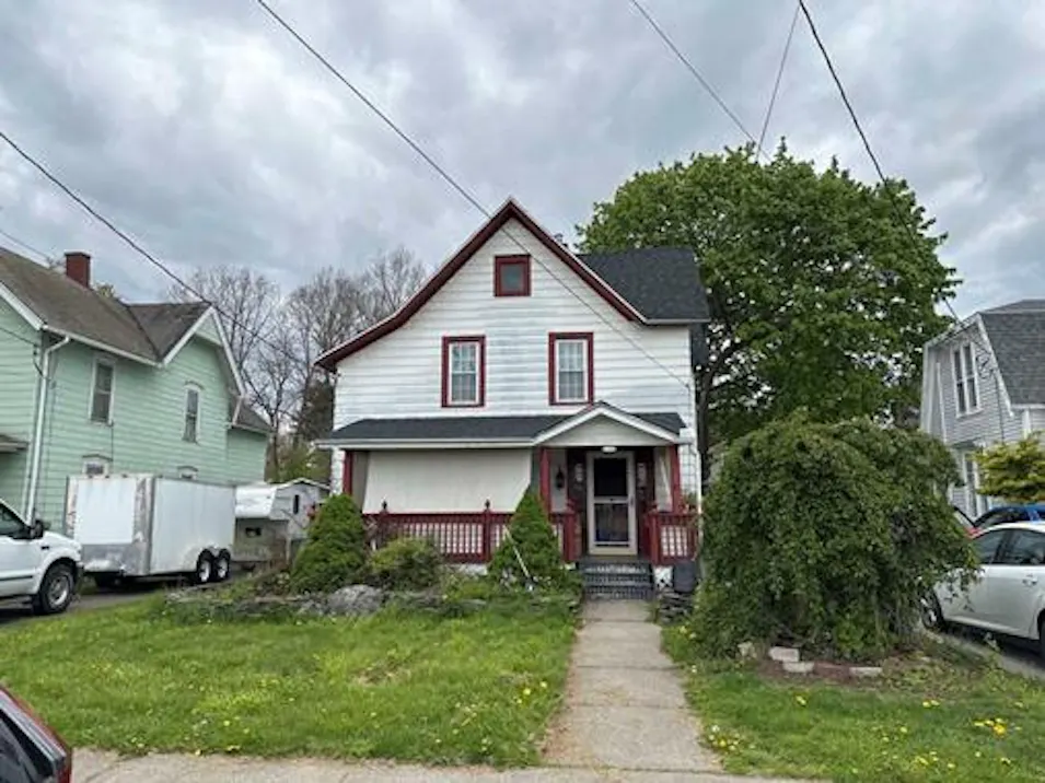118 S Hopkins St Sayre, PA 18840, Bradford County