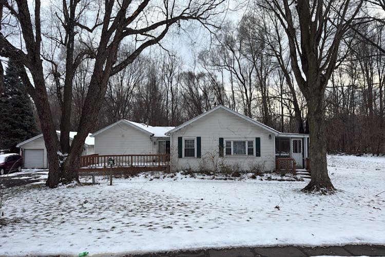 6287 Old Porter Rd Portage, IN 46368-1667, Porter County