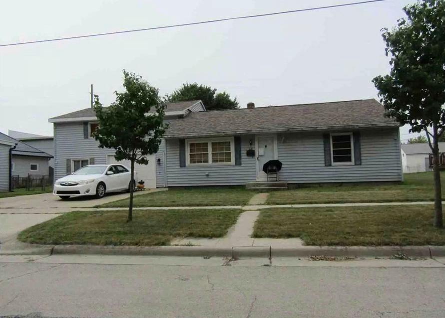 Perry St, Saint Marys, OH 45885