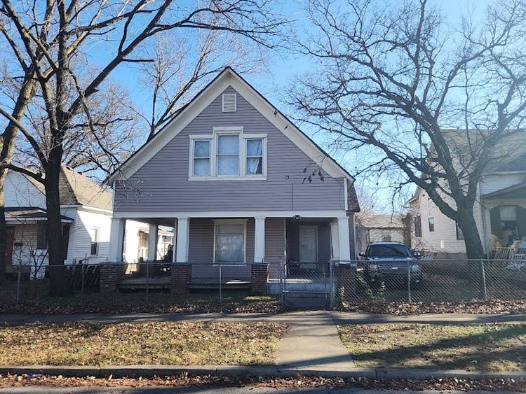 1823 S Sergeant Ave Joplin, MO 64804, Jasper County