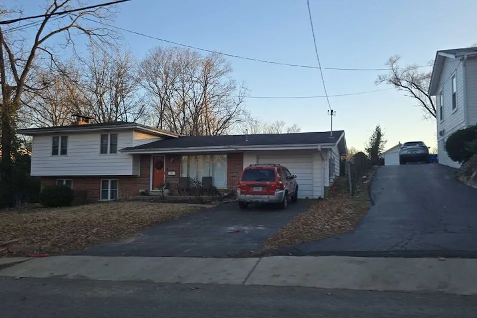 306 Lithia Ave. St. Louis, MO 63119, St. Louis County