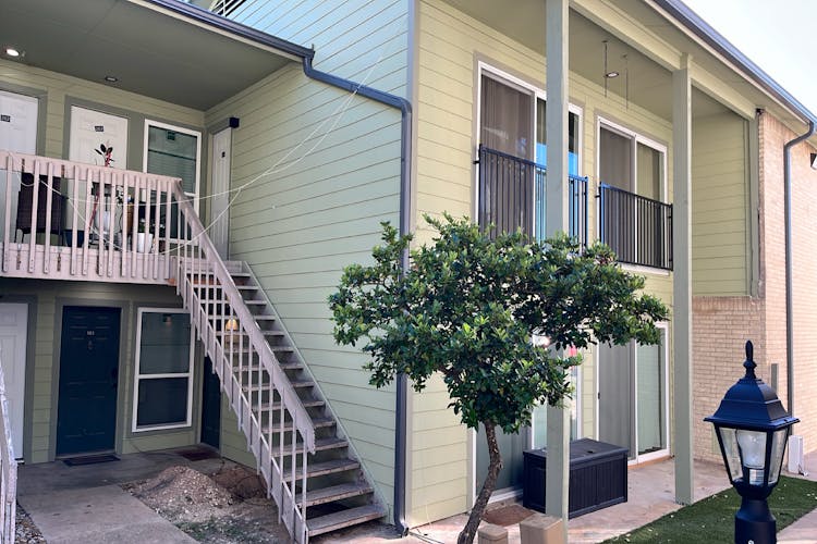 2124 Burton Dr. Apartment #263 Austin, TX 78741, Travis County